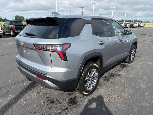 Sterling Gray Metallic 2026 Chevrolet Equinox LT