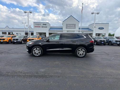 Ebony Twilight Metallic 2021 Buick Enclave Avenir