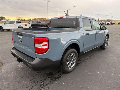 Azure Gray Metallic 2025 Ford Maverick XLT