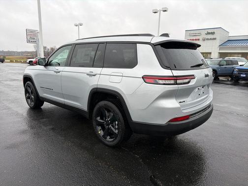 2025 Jeep Grand Cherokee L Laredo