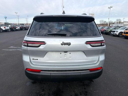 Silver Zynith 2026 Jeep Grand Cherokee L Limited