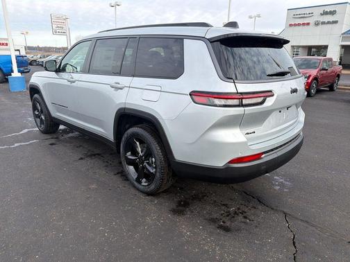 Silver Zynith 2026 Jeep Grand Cherokee L Limited