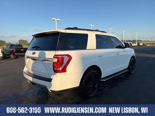 Oxford White 2021 Ford Expedition XLT