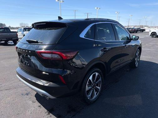 2025 Ford Escape Platinum