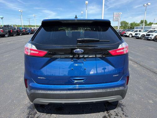 Blue Metallic 2024 Ford Edge SEL