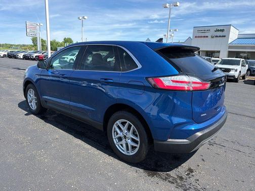 Blue Metallic 2024 Ford Edge SEL
