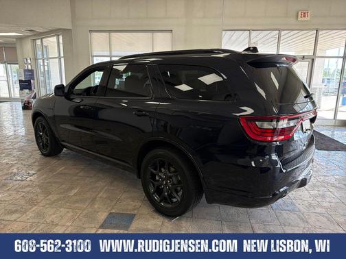 Night 2026 Dodge Durango GT Plus HEMI V8
