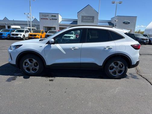 Silver Metallic 2025 Ford Escape ST-Line Select