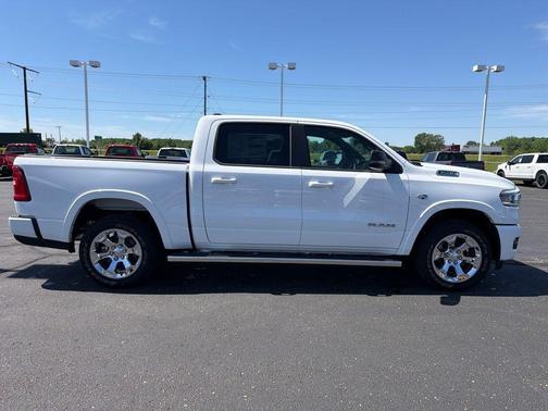 Bright White Clearcoat 2026 RAM 1500 Big Horn/Lone Star