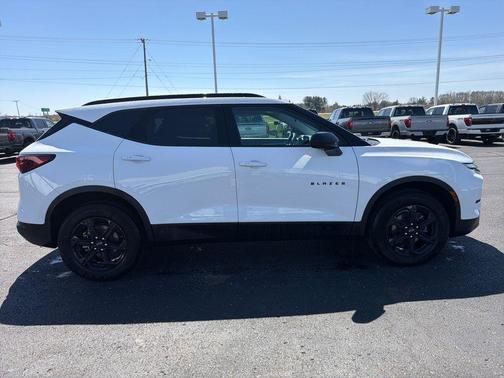 Summit White 2023 Chevrolet Blazer 2LT