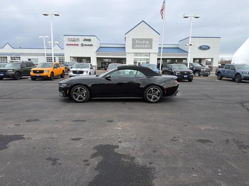 2024 Ford Mustang EcoBoost