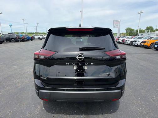 Black 2025 Nissan Rogue SV