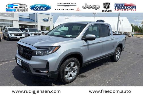 Solar Silver Metallic 2025 Honda Ridgeline RTL