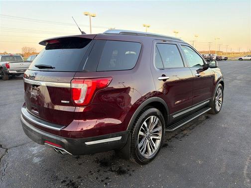 Burgundy 2019 Ford Explorer Platinum