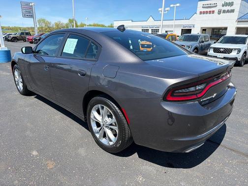 Granite Crystal Clearcoat Metallic 2022 Dodge Charger SXT