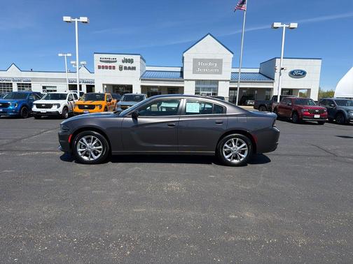 Granite Crystal Clearcoat Metallic 2022 Dodge Charger SXT