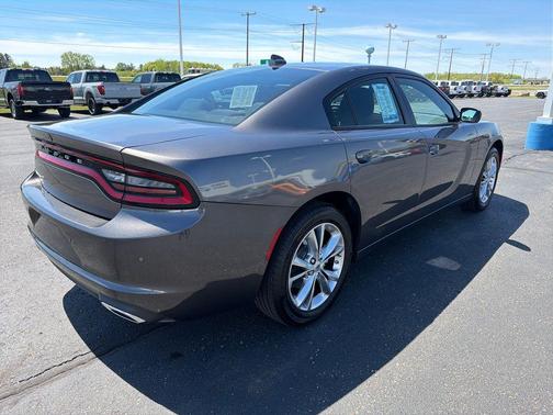 Granite Crystal Clearcoat Metallic 2022 Dodge Charger SXT