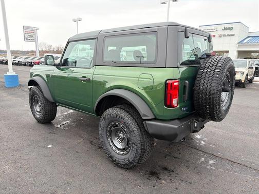 2025 Ford Bronco Base