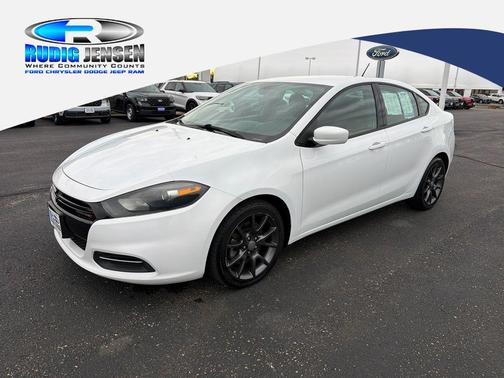 Bright White Clearcoat 2016 Dodge Dart SE
