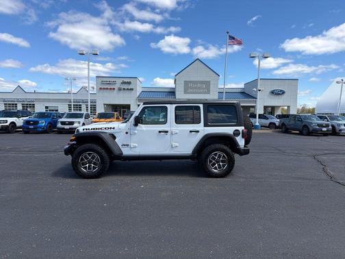 Bright White Clearcoat 2025 Jeep Wrangler Rubicon