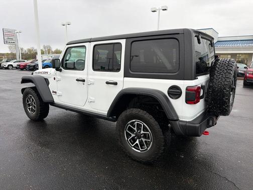 Bright White Clearcoat 2025 Jeep Wrangler Rubicon