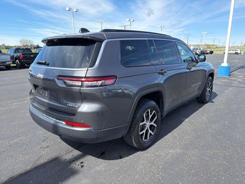 Metallic 2024 Jeep Grand Cherokee L Limited
