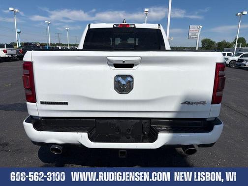 Bright White Clearcoat 2022 RAM 1500 Big Horn