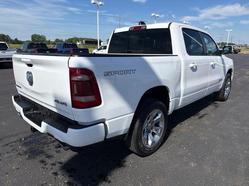 Bright White Clearcoat 2022 RAM 1500 Big Horn