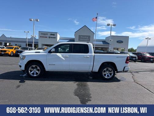 Bright White Clearcoat 2022 RAM 1500 Big Horn