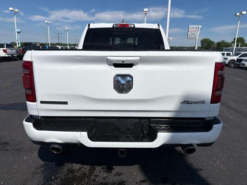 Bright White Clearcoat 2022 RAM 1500 Big Horn