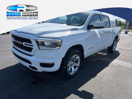Bright White Clearcoat 2022 RAM 1500 Big Horn