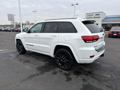 2020 Jeep Grand Cherokee Altitude