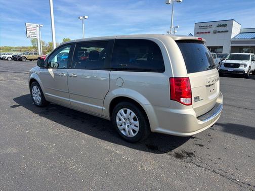 Cashmere Pearlcoat 2013 Dodge Grand Caravan SE