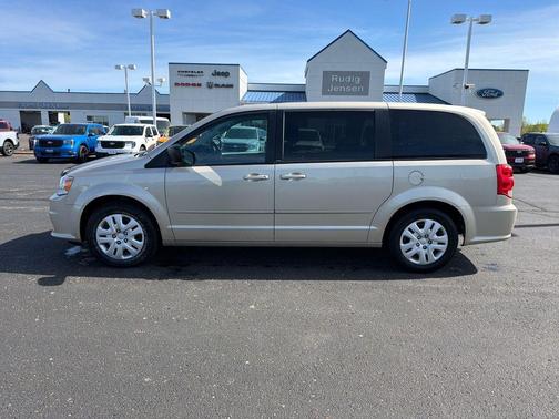 Cashmere Pearlcoat 2013 Dodge Grand Caravan SE