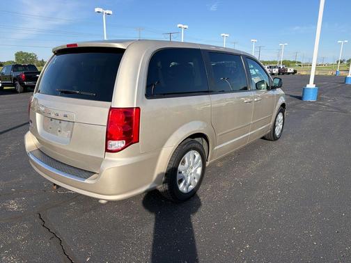 Cashmere Pearlcoat 2013 Dodge Grand Caravan SE