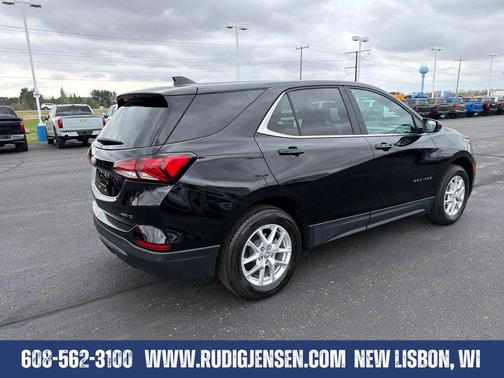 Mosaic Black Metallic 2023 Chevrolet Equinox 1LT