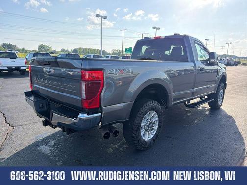Gray Metallic 2022 Ford F-250 XLT