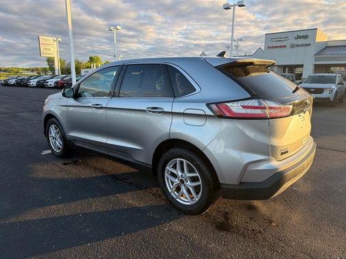 Iconic Silver Metallic 2024 Ford Edge SEL