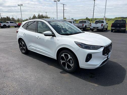 White Metallic 2025 Ford Escape ST-Line Elite