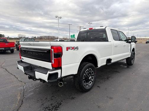 2026 Ford F-350 Platinum