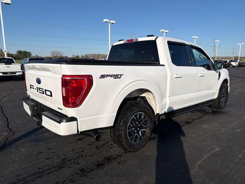 Oxford White 2021 Ford F-150 XLT