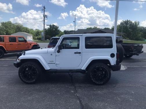 2012 Jeep Wrangler Sahara