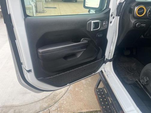2021 Jeep Gladiator Willys 4x4