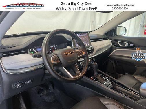 Diamond Black Crystal Pearlcoat 2022 Jeep Compass Limited