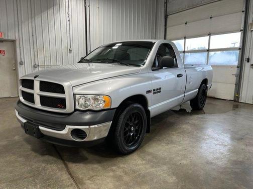 Bright Silver Metallic Clearcoat 2003 Dodge Ram 1500 SLT