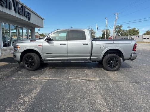 2019 RAM 2500 Laramie Crew Cab 4x4 6'4' Box