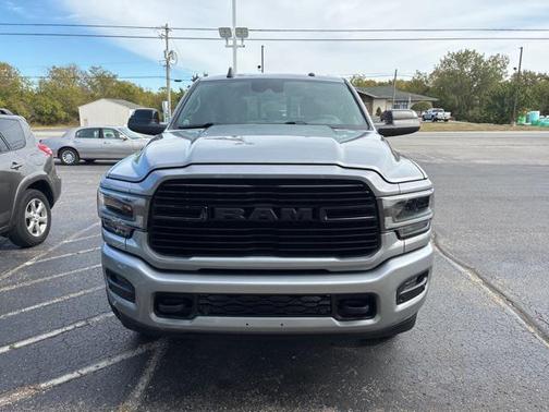 2019 RAM 2500 Laramie Crew Cab 4x4 6'4' Box