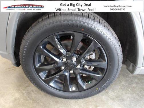 2022 Jeep Grand Cherokee Laredo