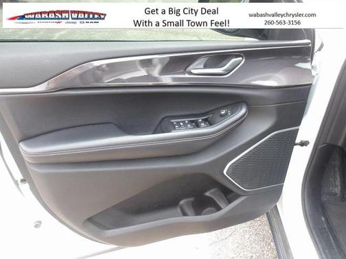 2021 Jeep Grand Cherokee L Altitude
