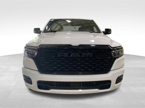 Bright White Clearcoat 2026 RAM 1500 Big Horn/Lone Star